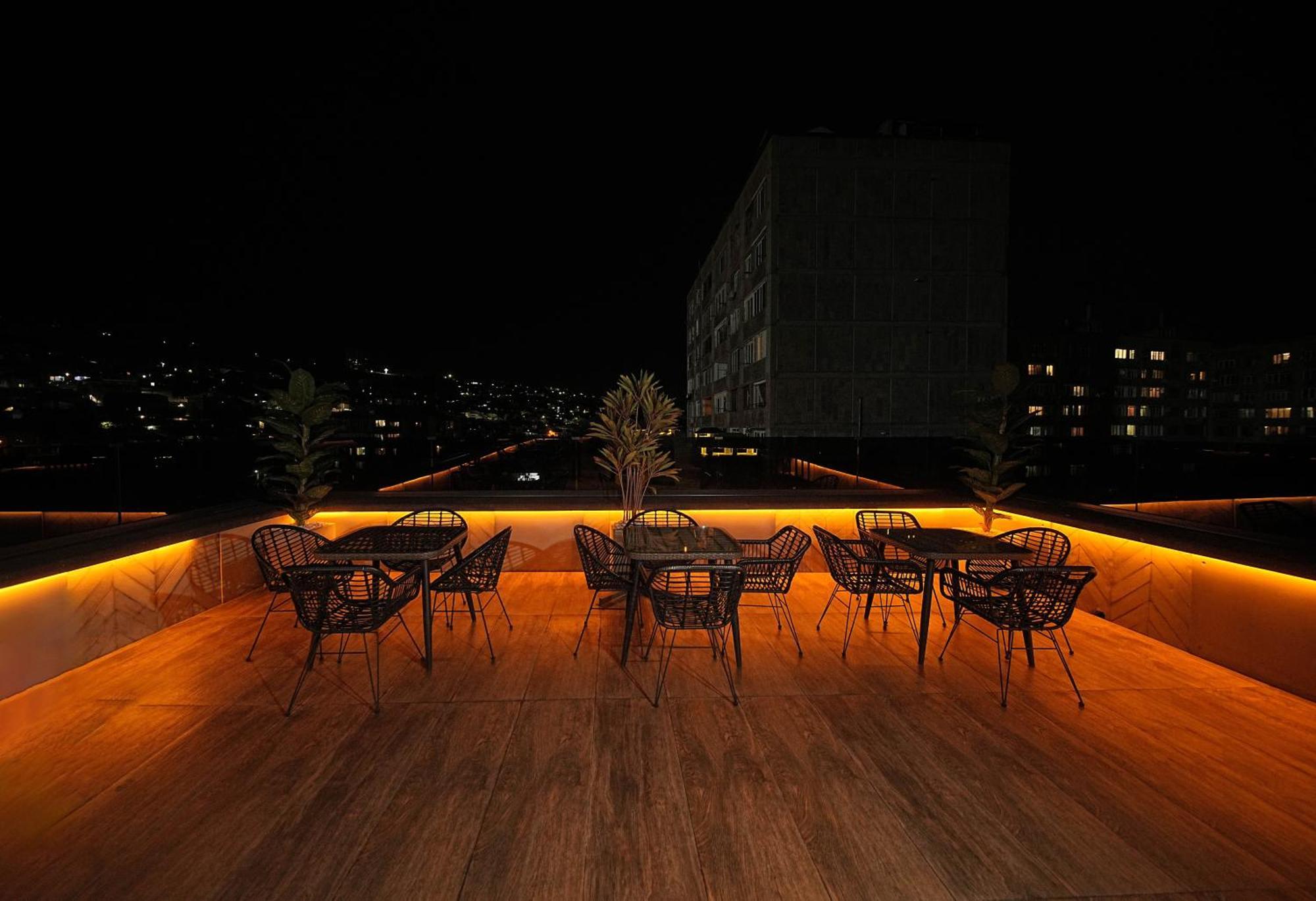 Revive Boutique Hotel Ereván Exterior foto